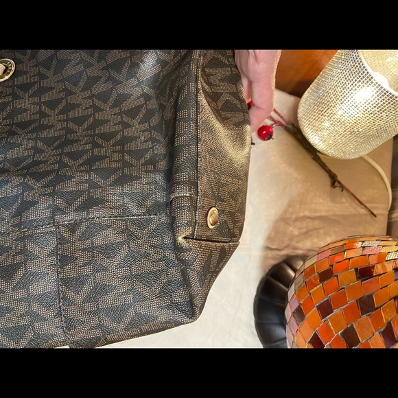MK brown and black purse. - Picture 6 of 11
